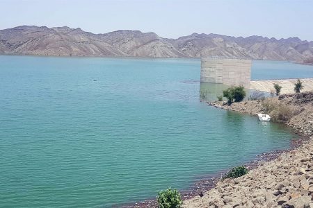 ذخیره سدهای سیستان و بلوچستان ۵۱ درصد کاهش یافته است